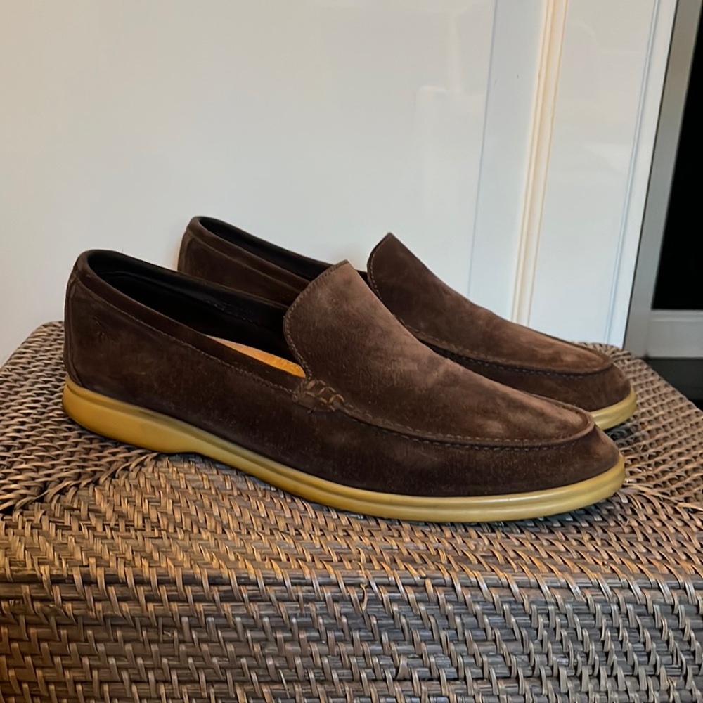 LORO PIANA Walk